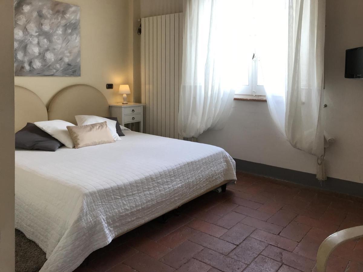 L'Albero Di Gameli Bed & Breakfast Chiusi Eksteriør bilde