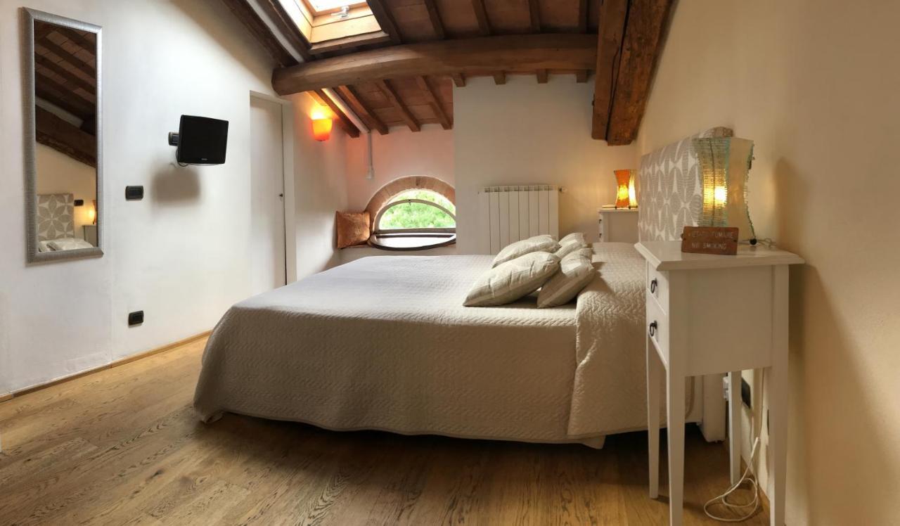L'Albero Di Gameli Bed & Breakfast Chiusi Eksteriør bilde