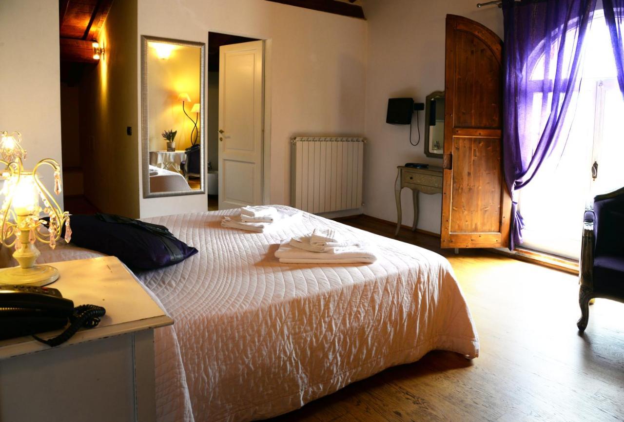 L'Albero Di Gameli Bed & Breakfast Chiusi Eksteriør bilde