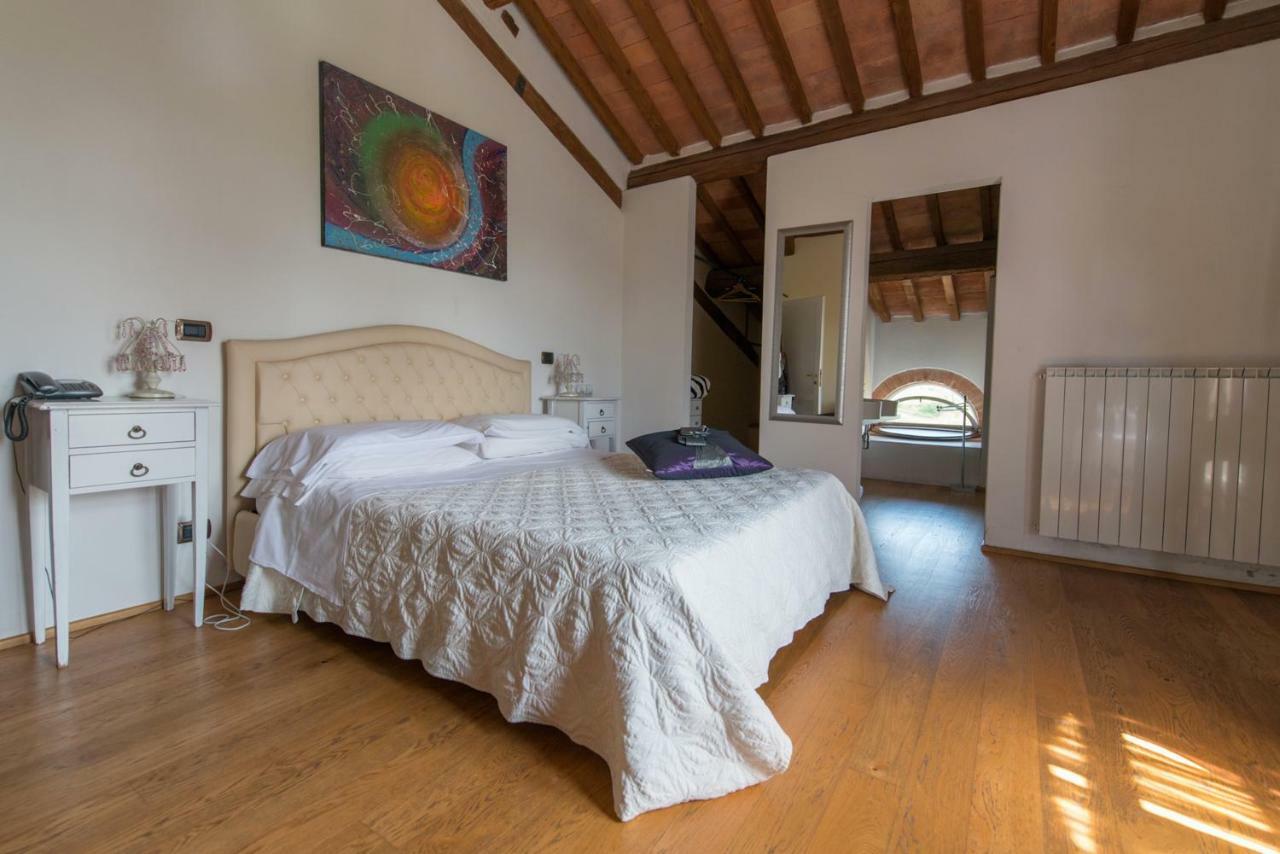 L'Albero Di Gameli Bed & Breakfast Chiusi Eksteriør bilde
